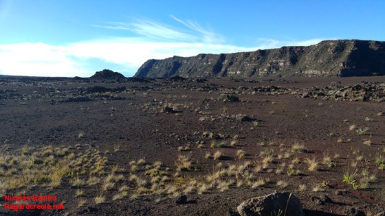 La Plaine des Sables, vue du bord de la route.