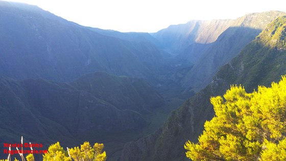 L'immense Rivière des Remparts. Bluffante.